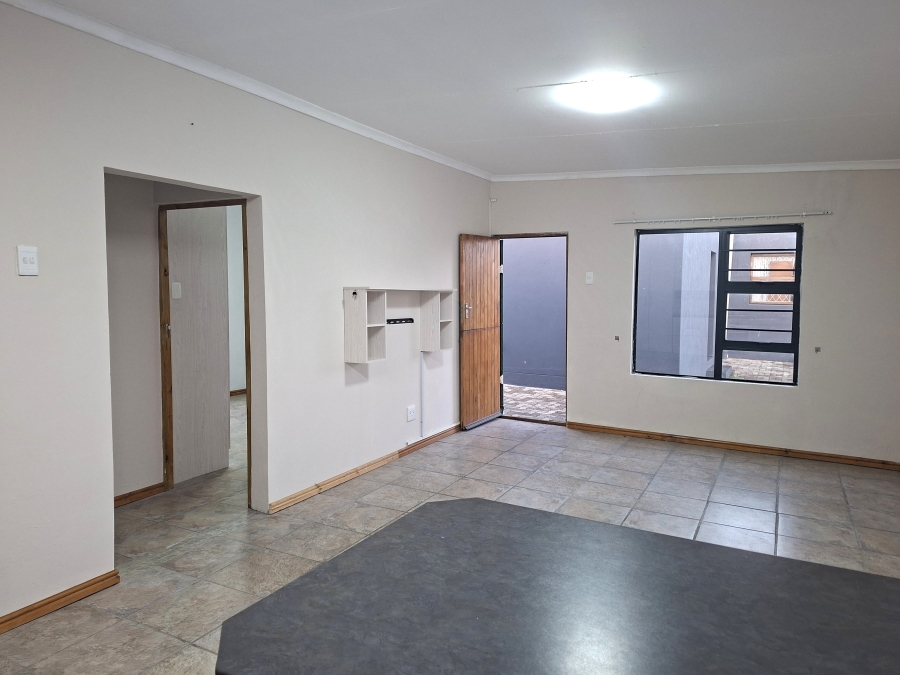 To Let 2 Bedroom Property for Rent in Vanes Estate Eastern Cape